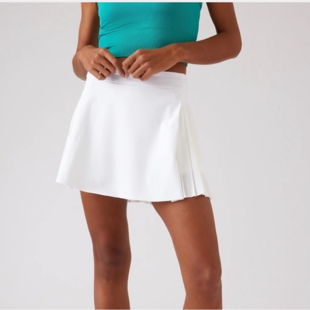 🆕 Athleta Advantage Skort